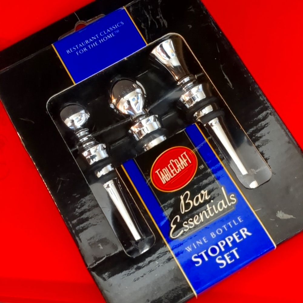 BAR ESSENTIALS--WINE STOPPER SET